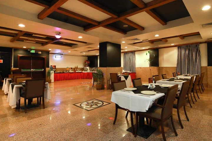 Lavilla Hotel