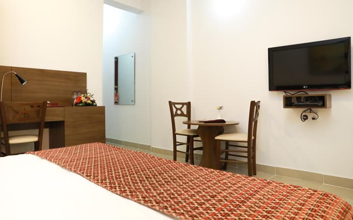 Lavilla Hotel