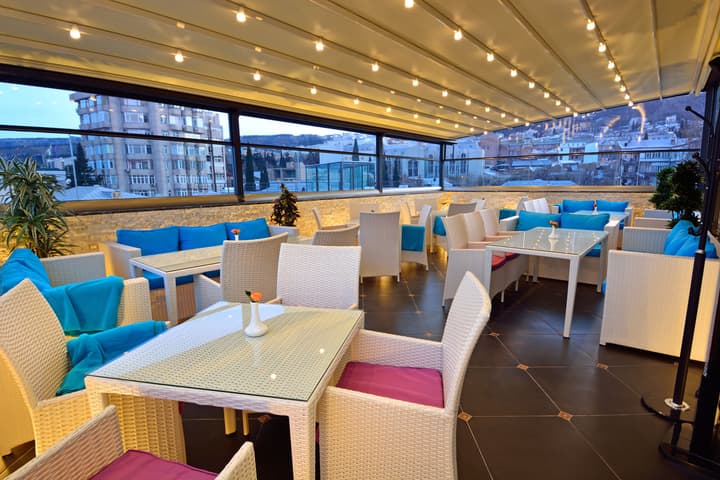 River Side Hotel