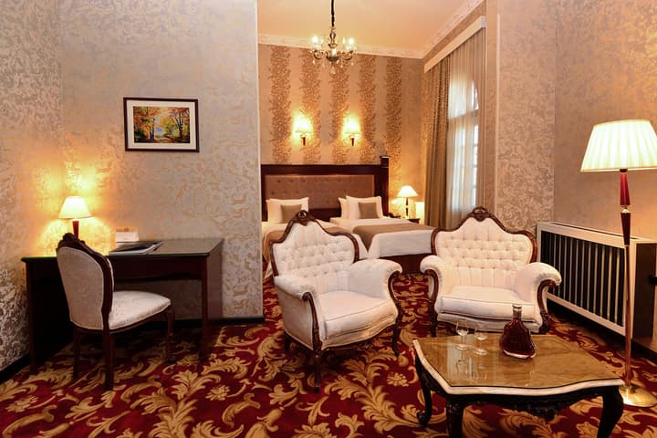 River Side Hotel