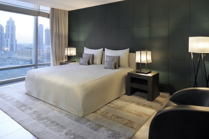Armani Hotel Dubai, Burj Khalifa