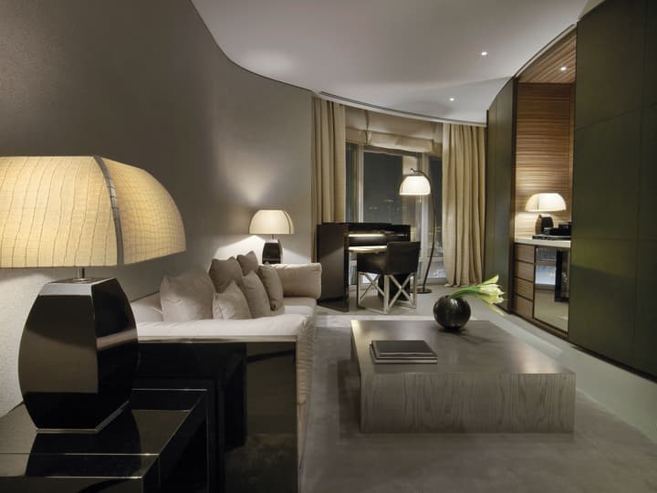 Armani Hotel Dubai, Burj Khalifa