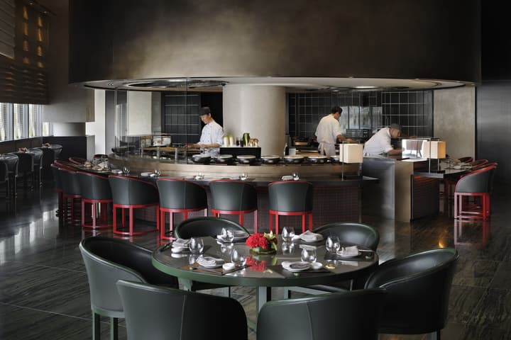 Armani Hotel Dubai, Burj Khalifa