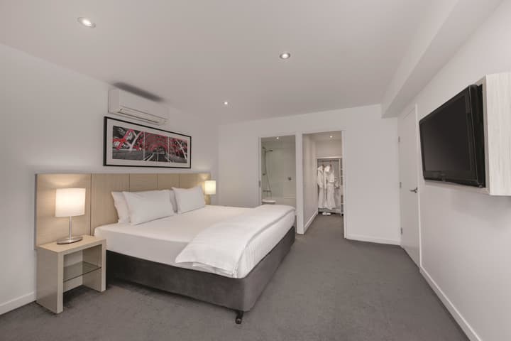 Travelodge Hotel Melbourne Docklands