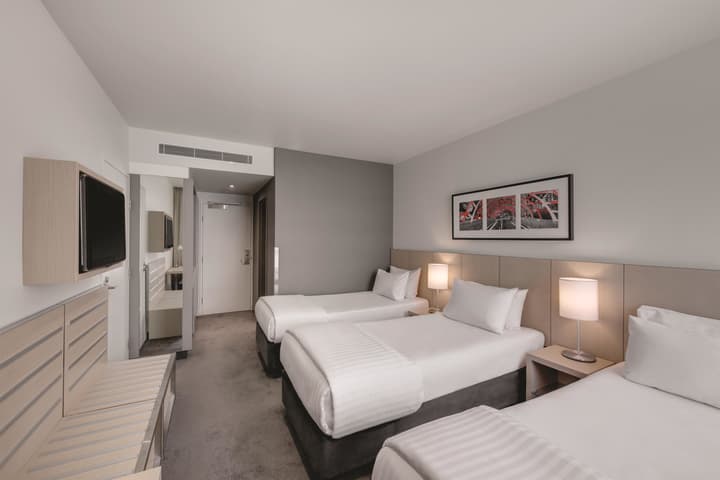 Travelodge Hotel Melbourne Docklands