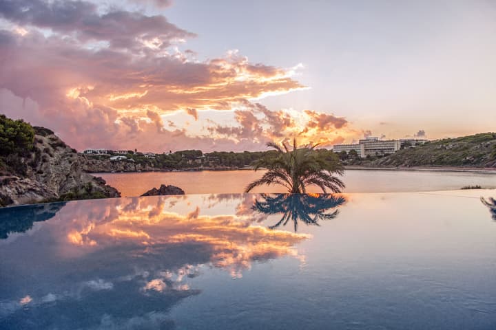 White Sands Beach Club