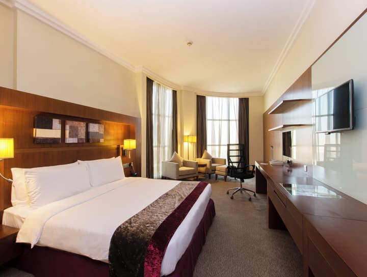Holiday Inn Abu Dhabi by IHG
