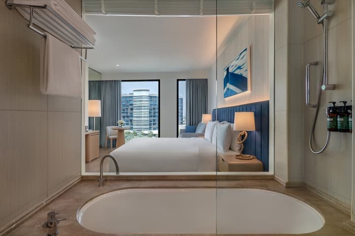 Crowne Plaza Abu Dhabi Yas Island by IHG