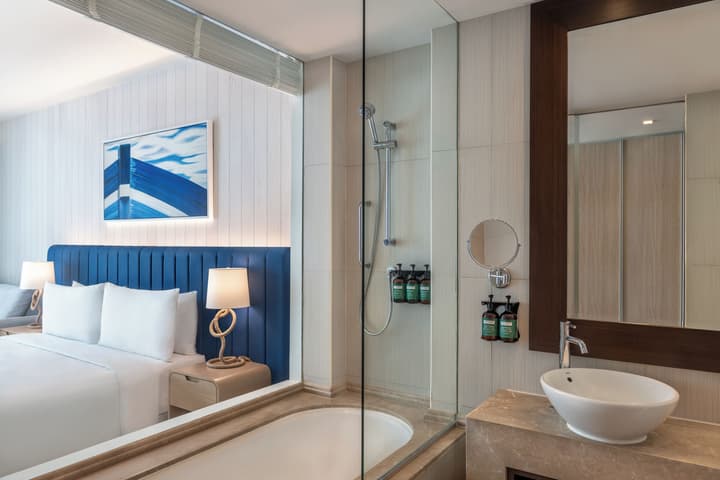 Crowne Plaza Abu Dhabi Yas Island by IHG