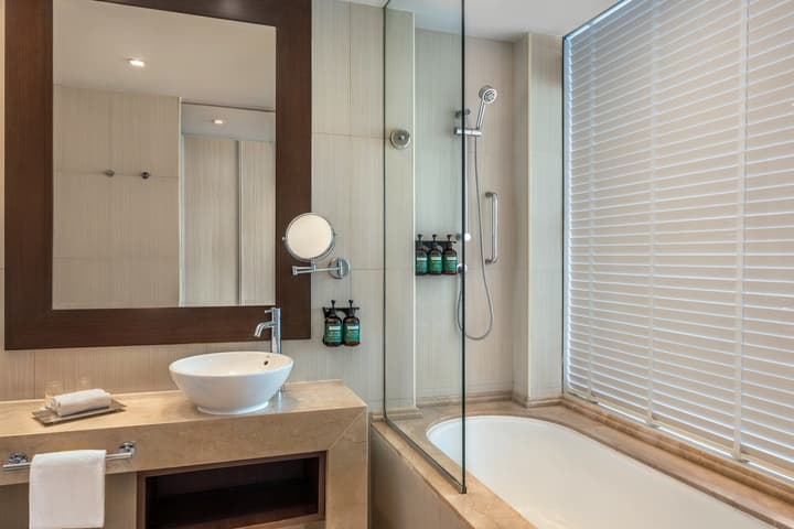 Crowne Plaza Abu Dhabi Yas Island by IHG