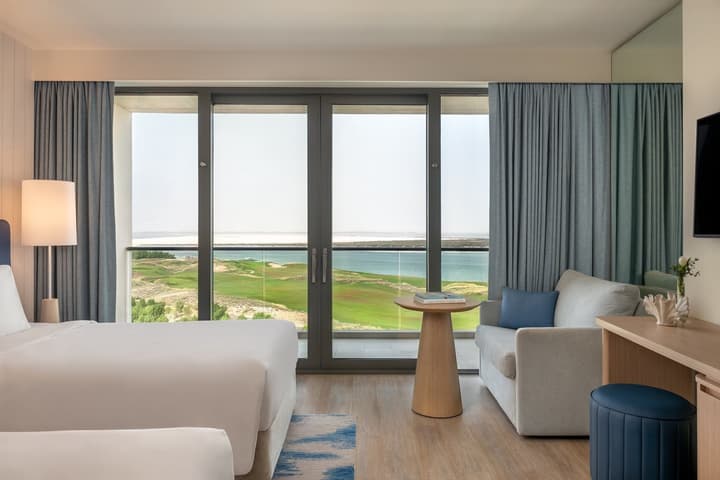 Crowne Plaza Abu Dhabi Yas Island by IHG