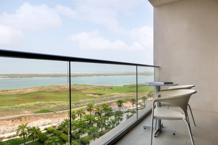Crowne Plaza Abu Dhabi Yas Island by IHG