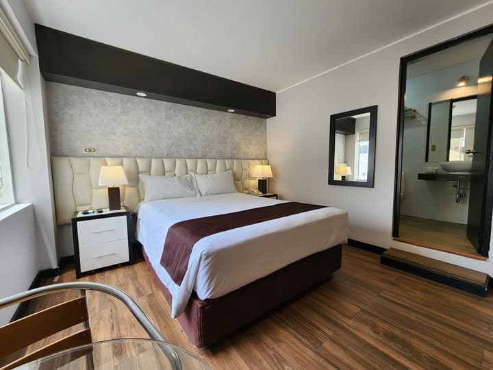 Hotel Ferre Miraflores