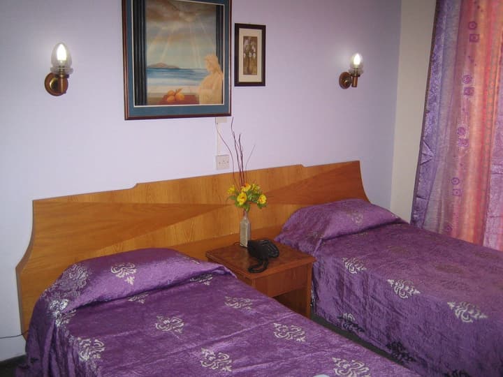 Onisillos Hotel