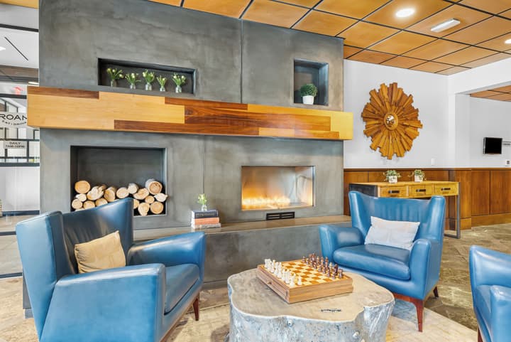 The Oxford Hotel Bend