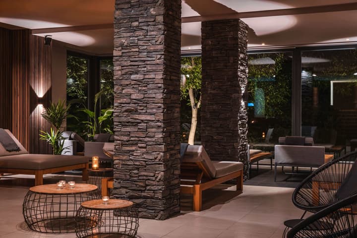 Volcano Spa Hotel