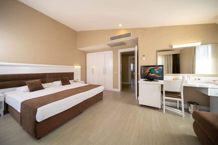 Sueno Hotels Beach Side