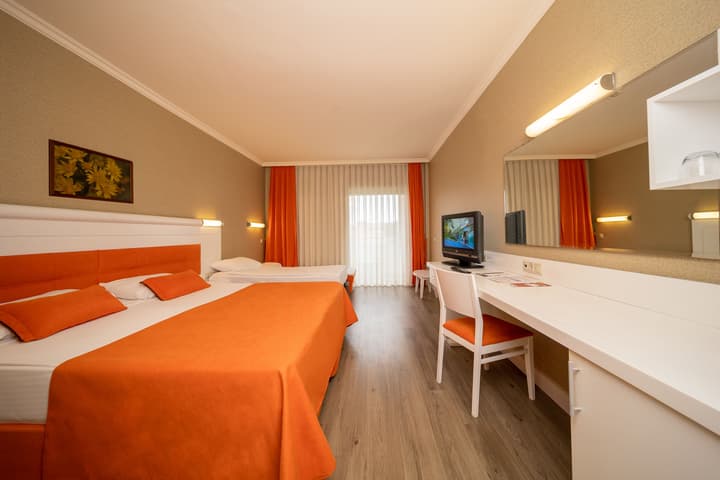 Sueno Hotels Beach Side