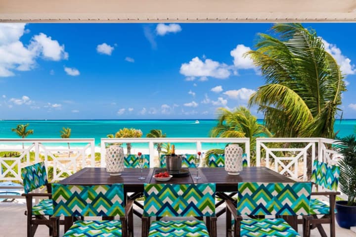 Grandview on Grace Bay