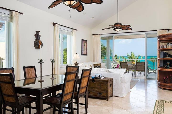 Grandview on Grace Bay