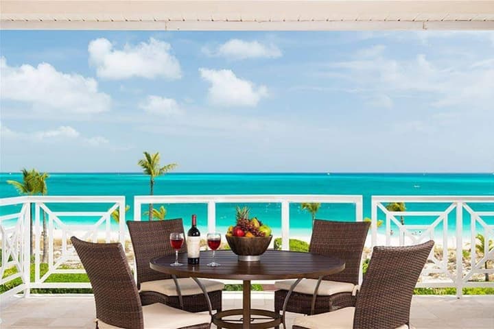 Grandview on Grace Bay