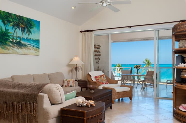 Grandview on Grace Bay