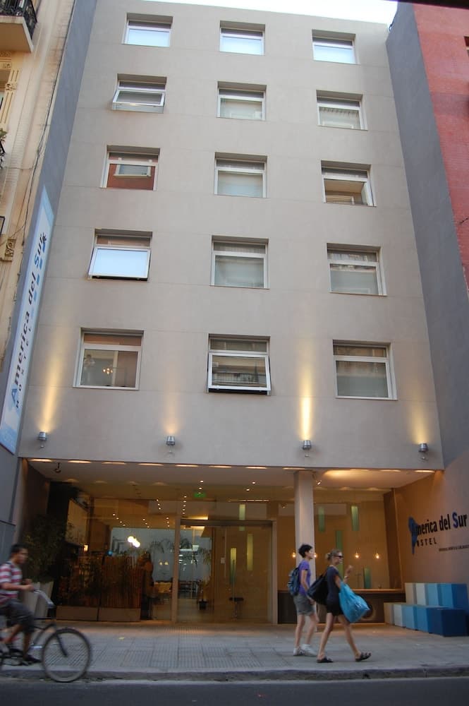 America Del Sur Hostel