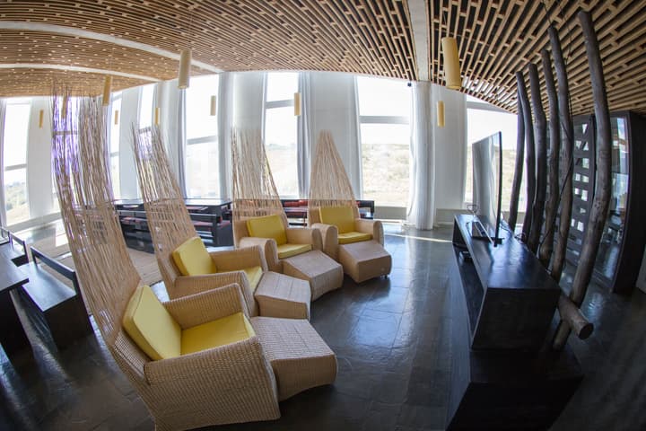 Remota Hotel