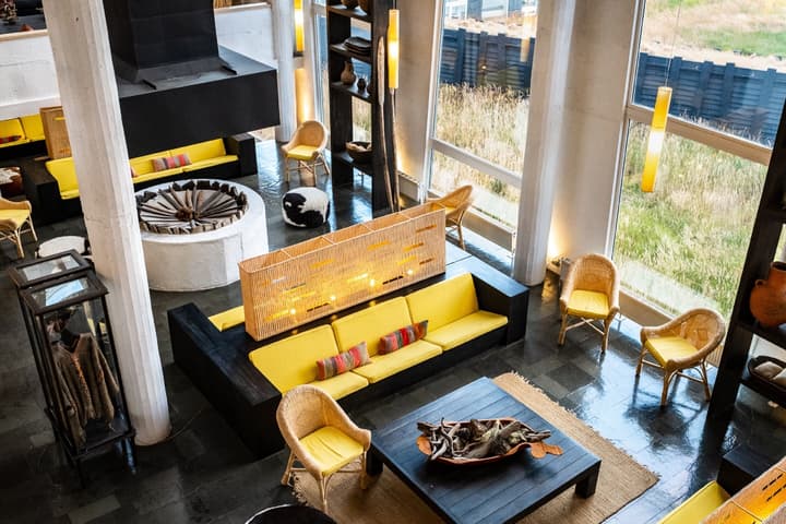 Remota Hotel