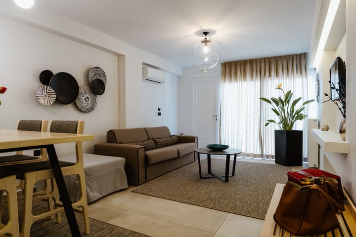 Andrews Luxury Residence