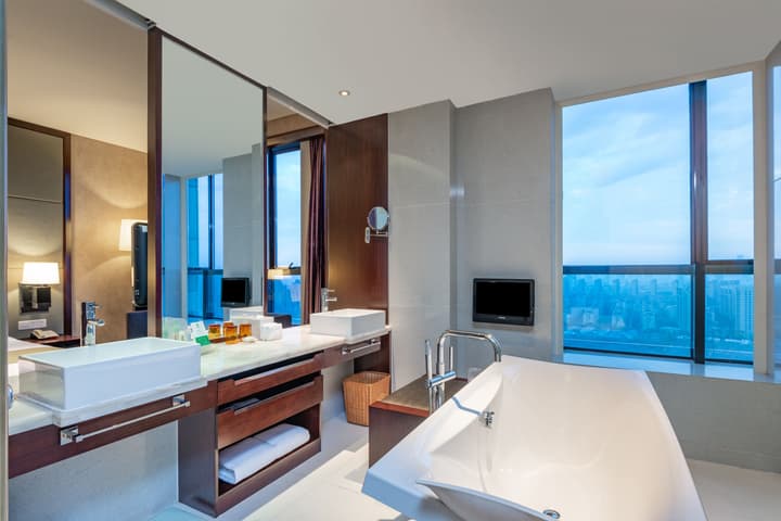 Crowne Plaza Shanghai Jinxiu by IHG