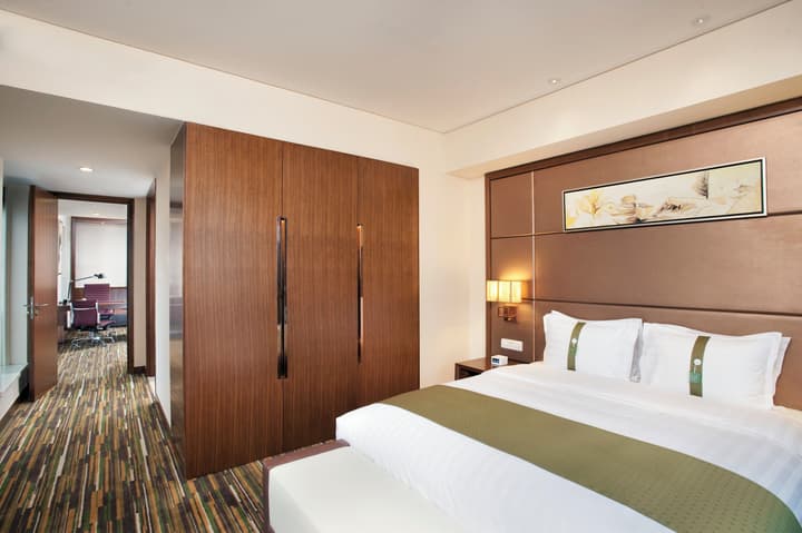 Crowne Plaza Shanghai Jinxiu by IHG
