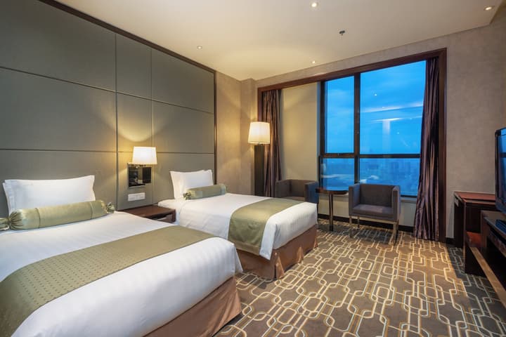 Crowne Plaza Shanghai Jinxiu by IHG