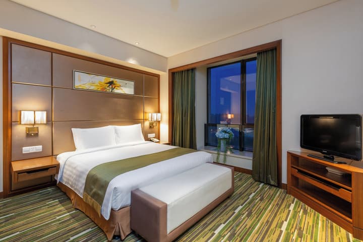 Crowne Plaza Shanghai Jinxiu by IHG