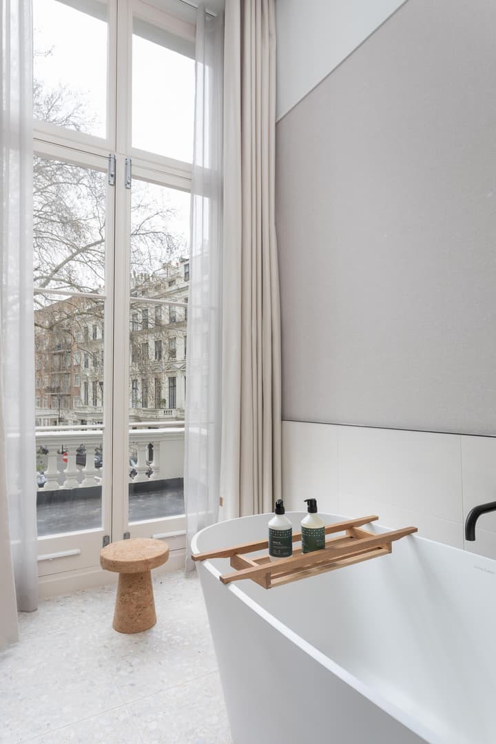 Inhabit Queen's Gardens, a Member of Design Hotels