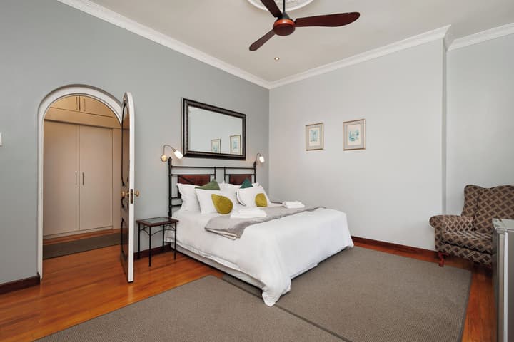 Sundown Manor Guest House