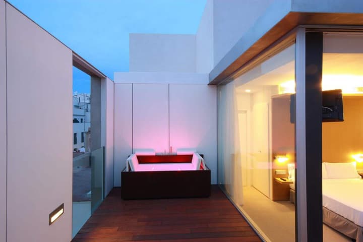 Alenti Sitges Hotel