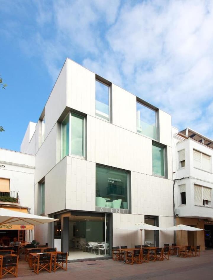 Alenti Sitges Hotel