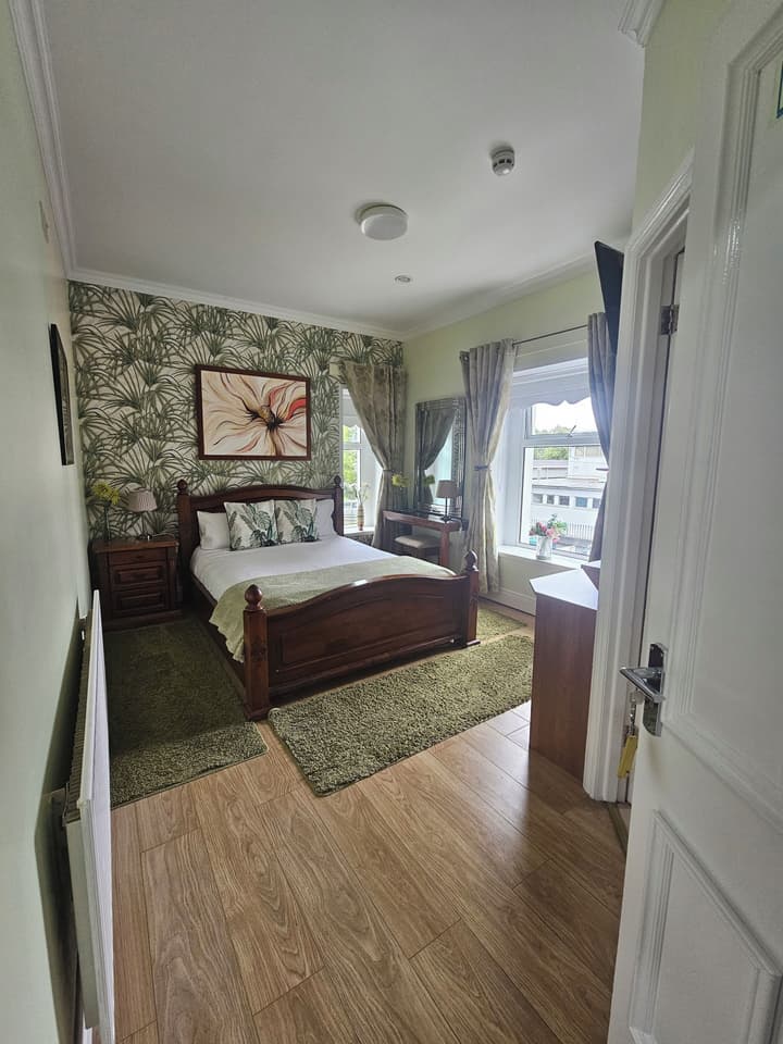 Rose Park House Bed & Breakfast