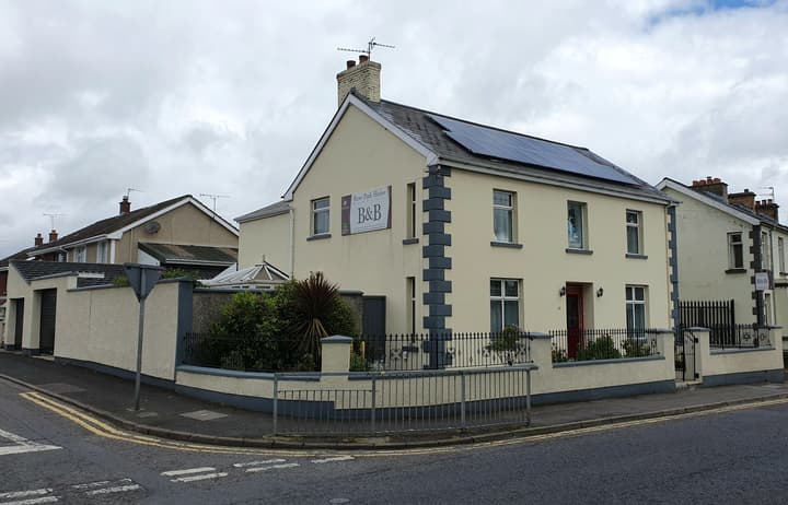 Rose Park House Bed & Breakfast