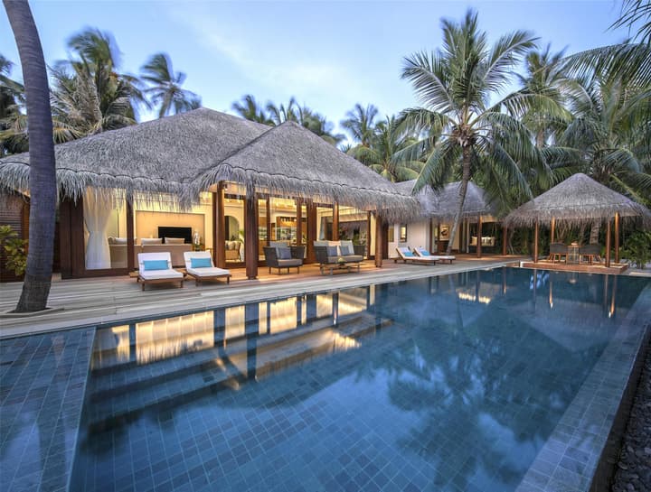 Anantara Kihavah Maldives Villas