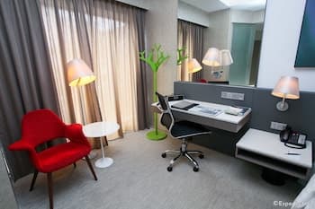 D’Hotel Singapore