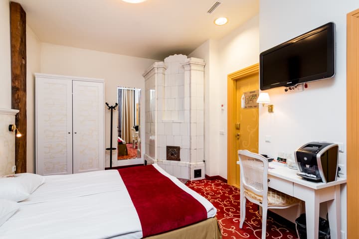 Meriton Old Town Garden Hotel