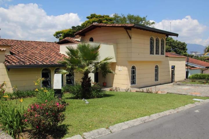 Hotel Portales Del Campestre
