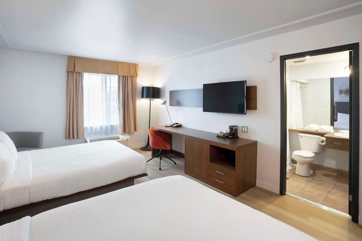 Quality Inn