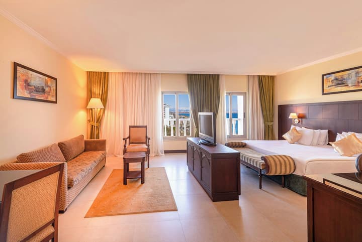 Crowne Plaza Hotel Antalya by IHG