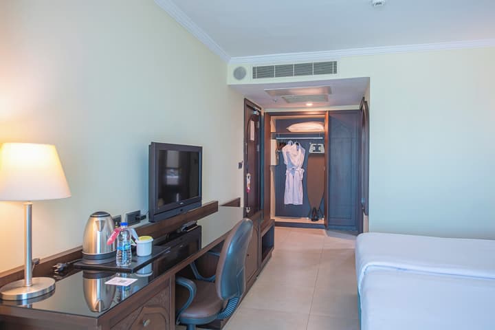 Crowne Plaza Hotel Antalya by IHG
