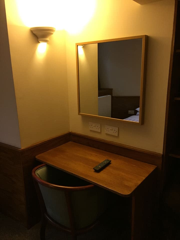 Edinburghhouse Hotel