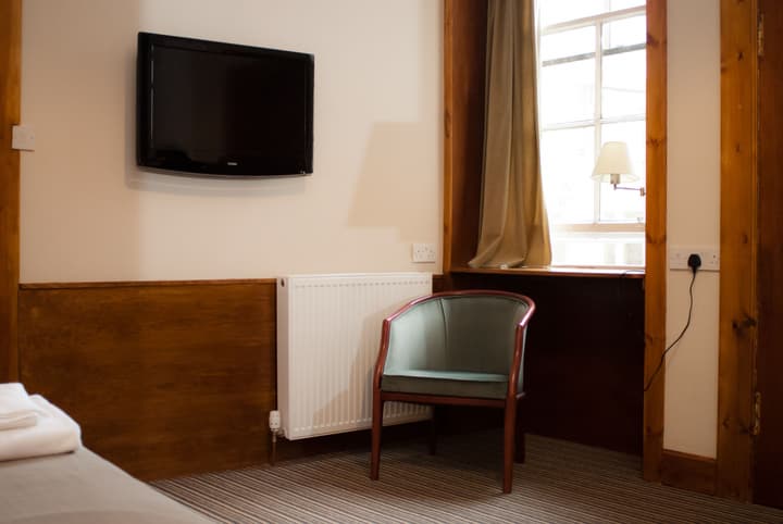 Edinburghhouse Hotel