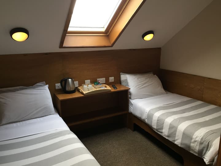 Edinburghhouse Hotel